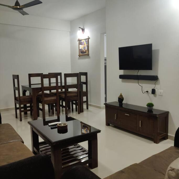 Kivi'S Kozy 2Bhk Luxurious Apartment Goa By Leela Homes آربورا المظهر الخارجي الصورة